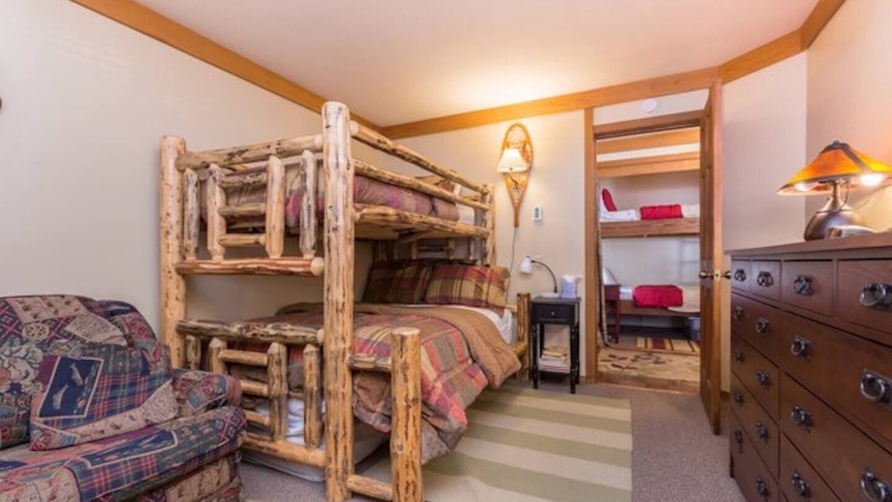Photo of Bedroom in Mammoth Lakes