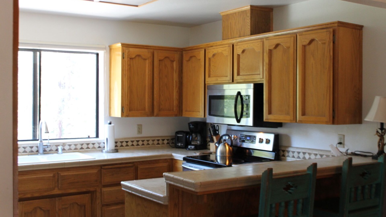 Photo of Kitchen in Lakeshore