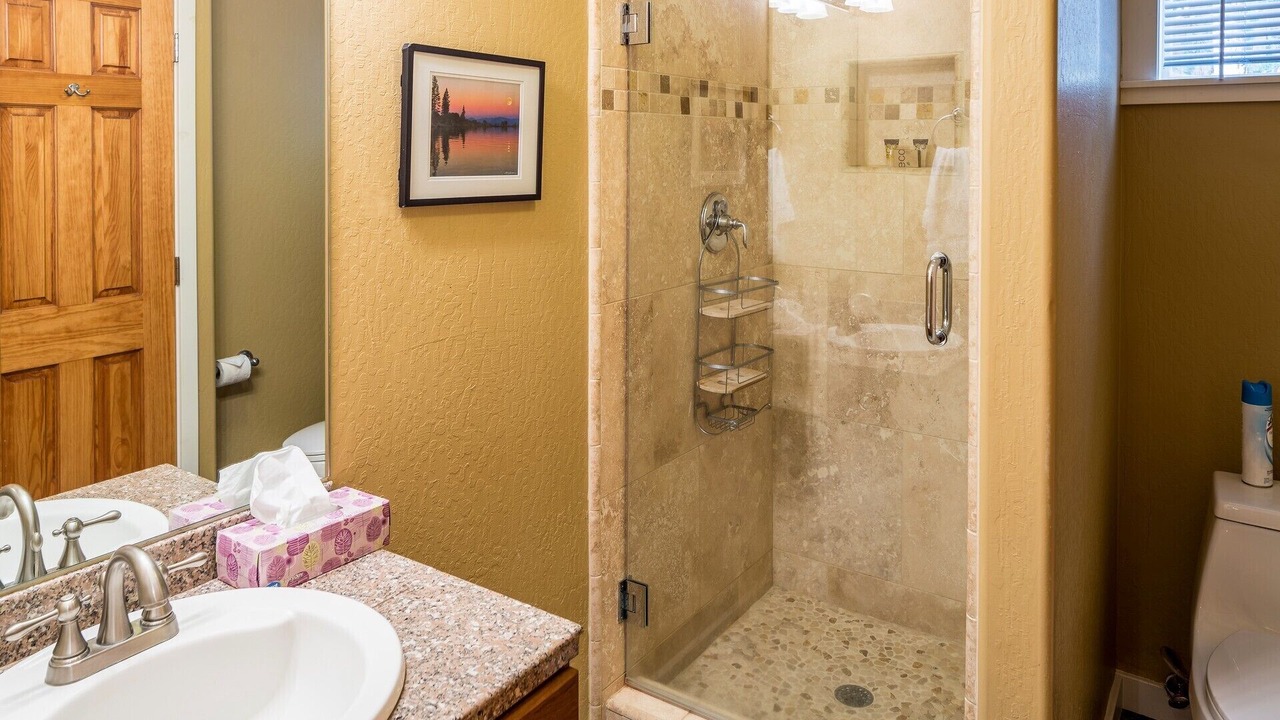 Photo of Bathroom in Tahoma