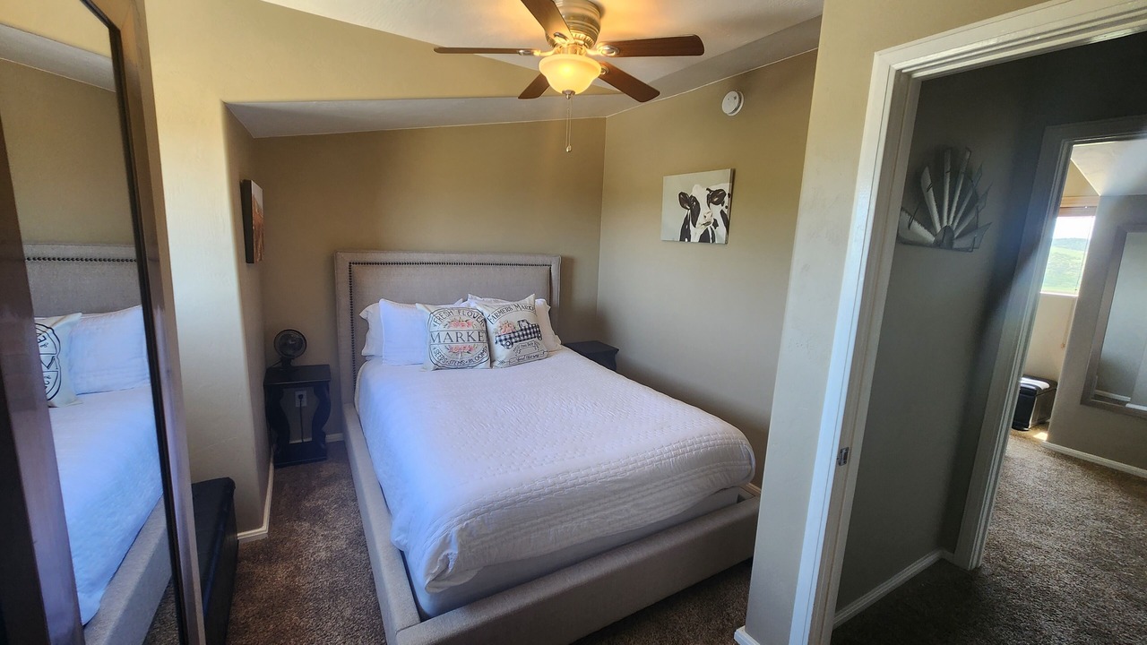 Photo of Bedroom in Templeton