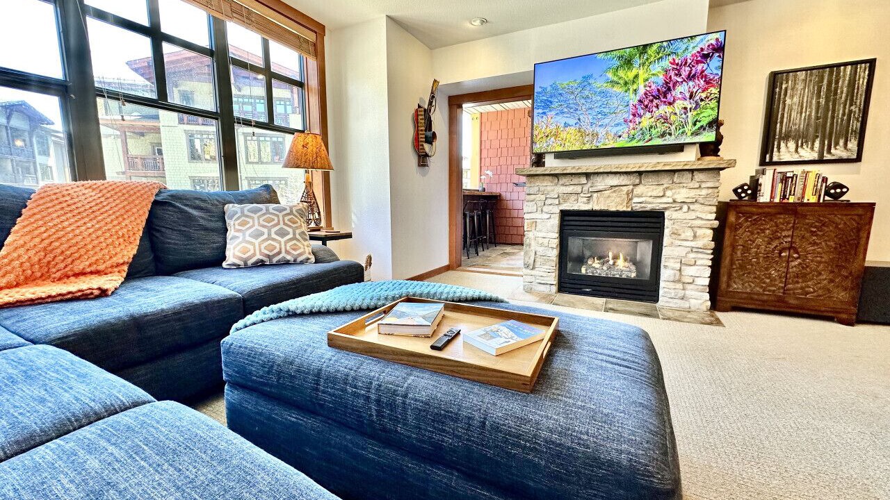 Photo of Livingroom in Mammoth Lakes