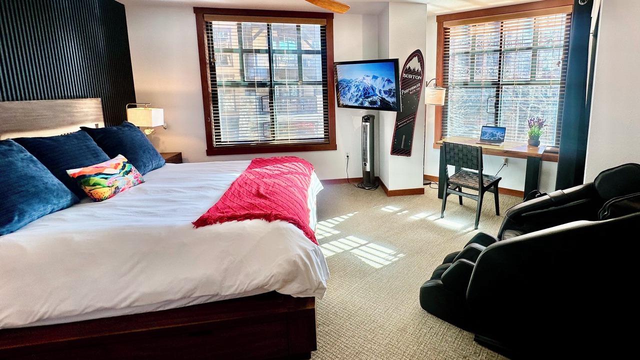 Photo of Bedroom in Mammoth Lakes