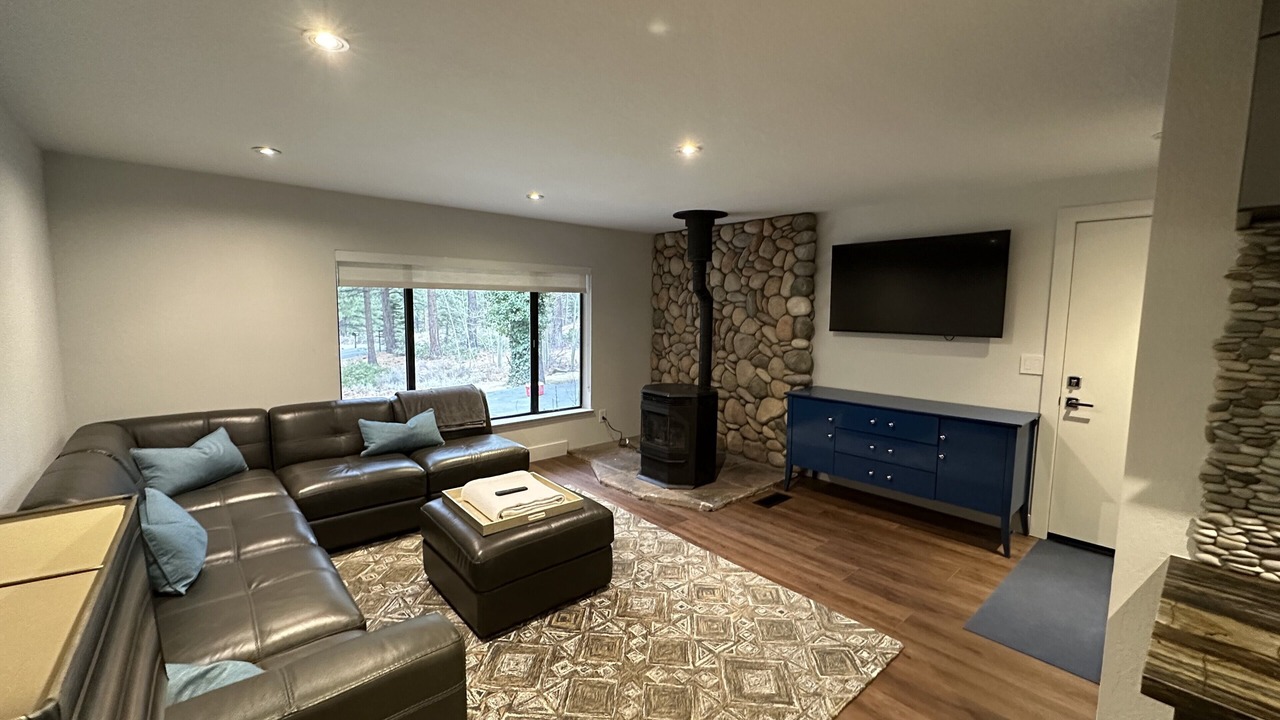 Photo of Livingroom in Galena Forest Estates