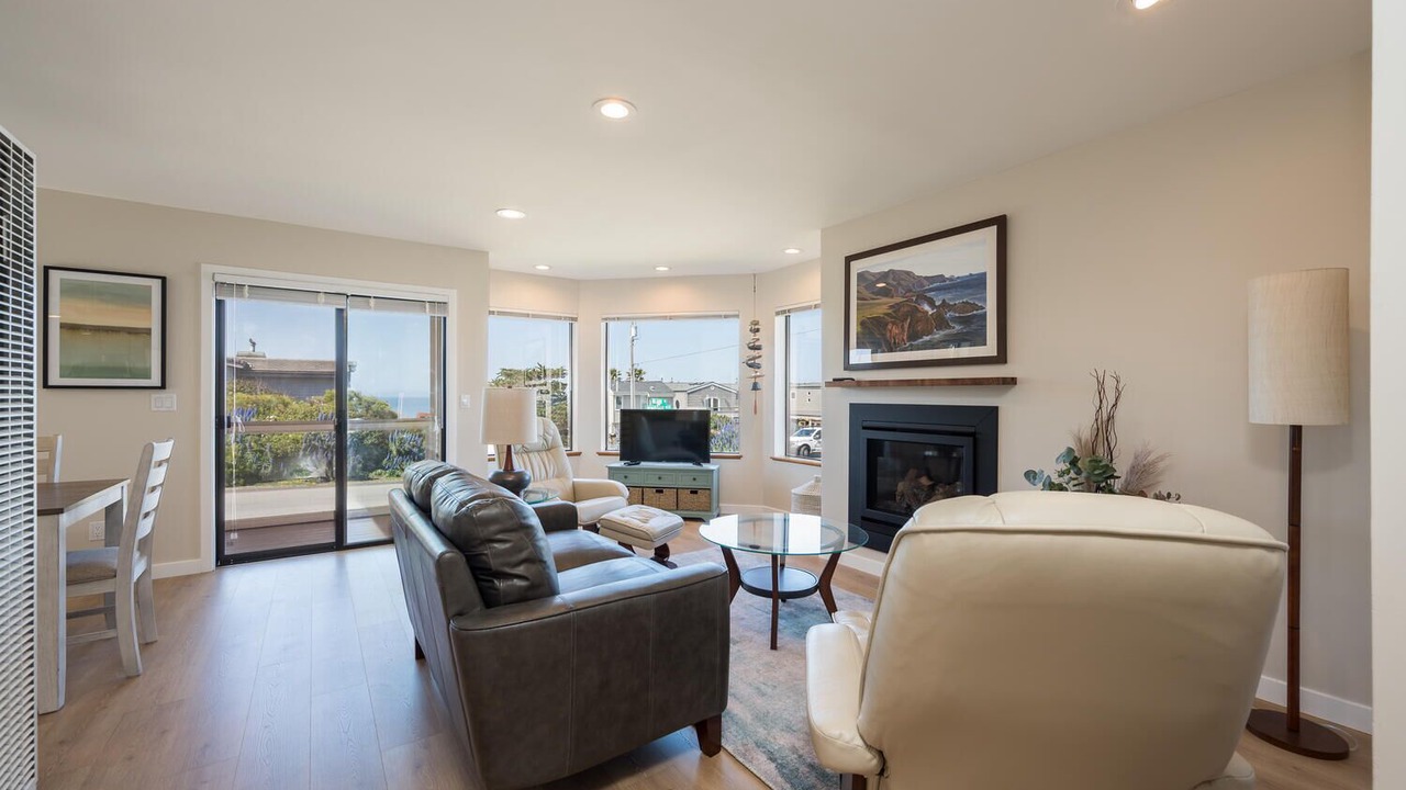 Photo of Livingroom in Marine Terrace