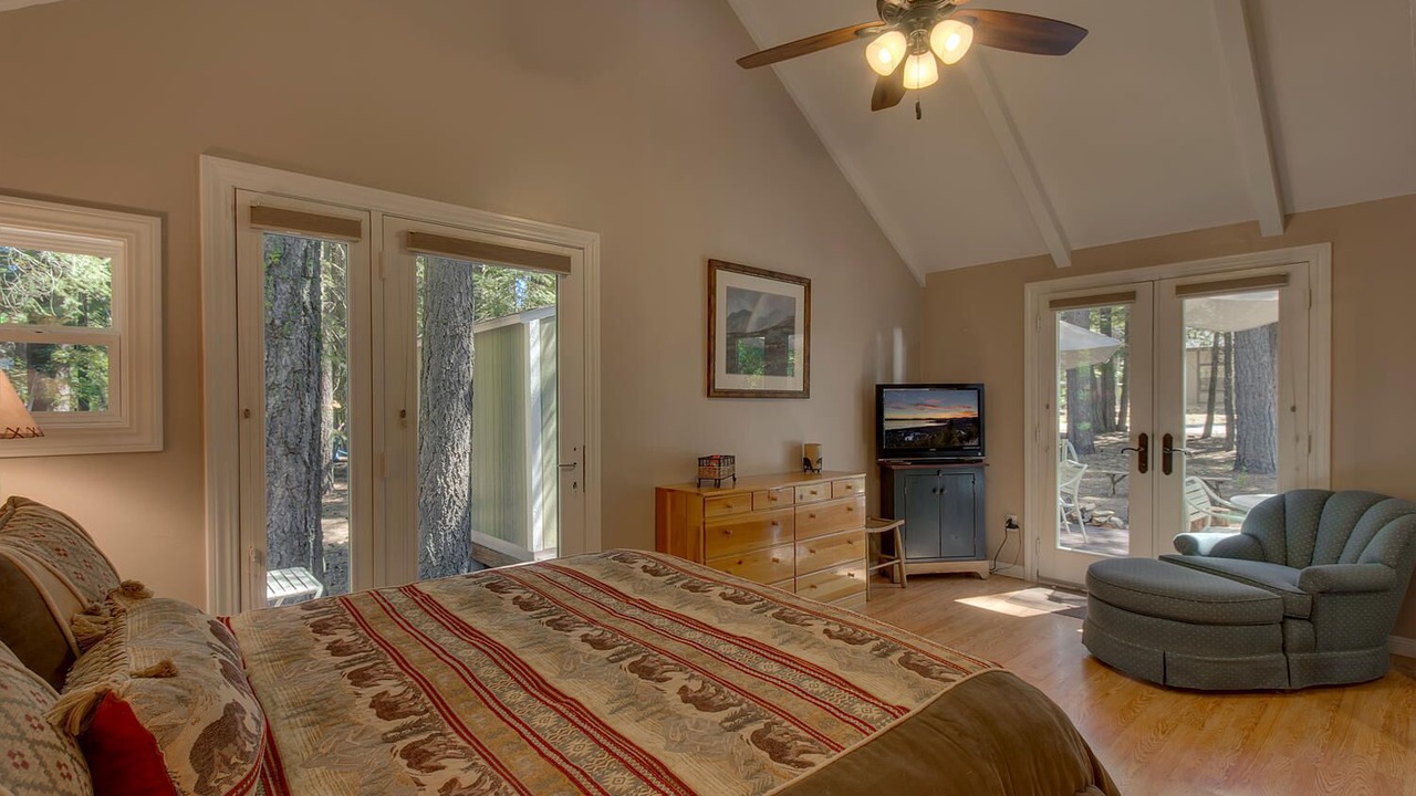 Photo of Bedroom in Tahoma