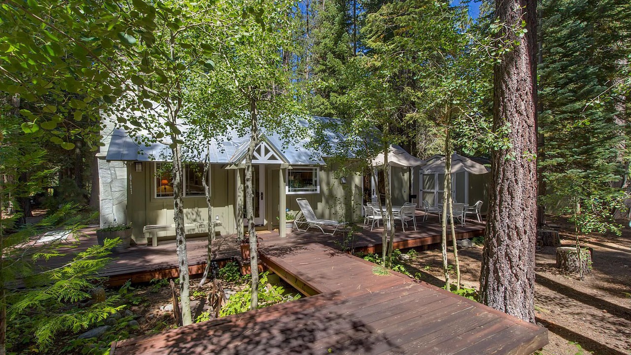 Photo of Outdoor in Tahoma