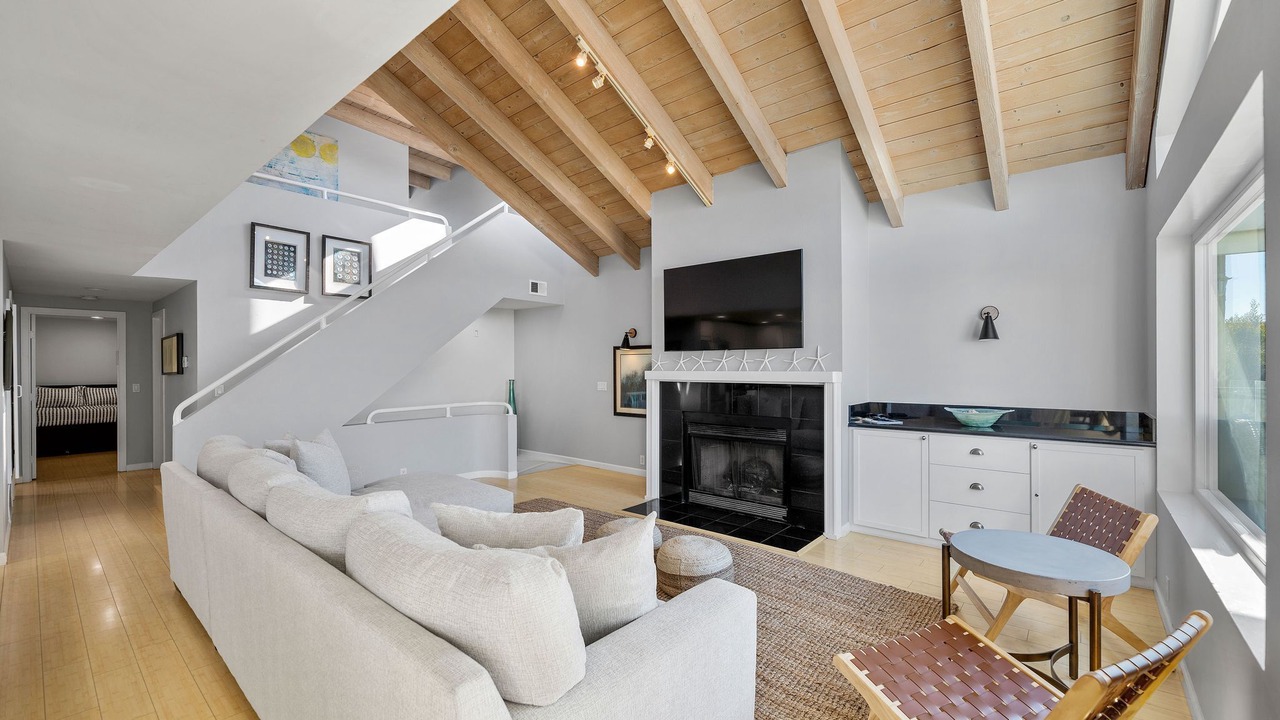 Photo of Livingroom in Hollywood Beach