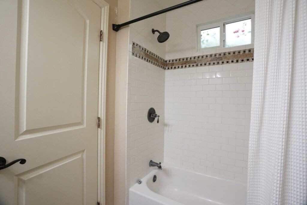 Photo of Bathroom in Northwest Anaheim