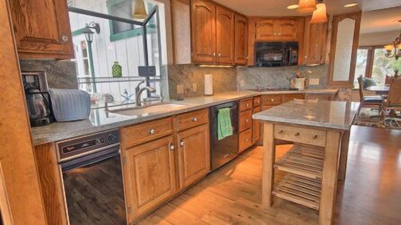 Photo of Kitchen in Pine Knolls Estates