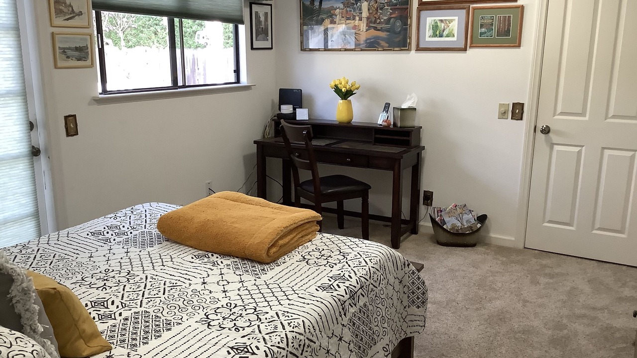 Photo of Bedroom in Pine Knolls Estates