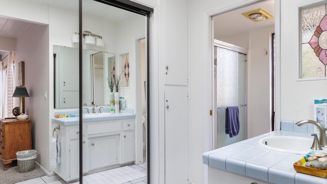 Photo of Bathroom in Park Hill