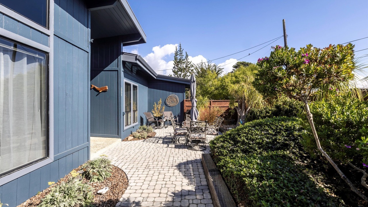 Photo of Outdoor in Park Hill