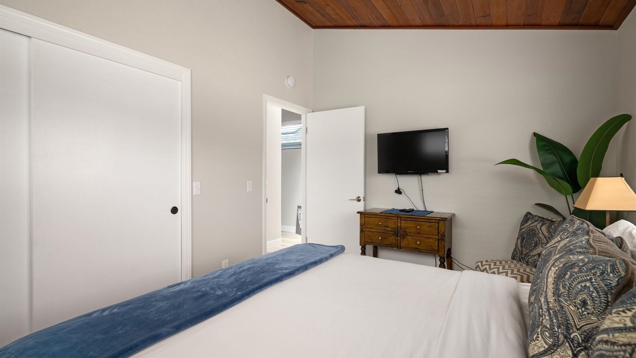 Photo of Bedroom in Marine Terrace