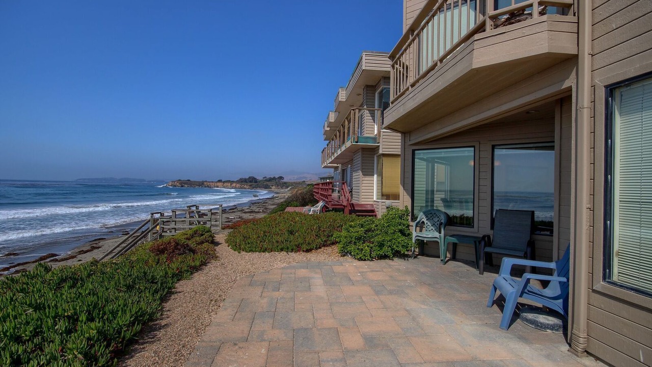 Photo of Patio Balcony in San Simeon