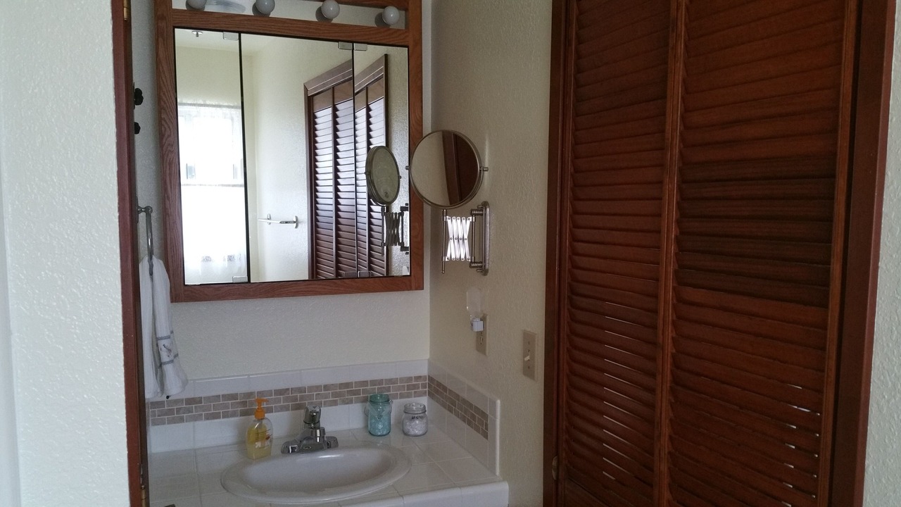 Photo of Bathroom in Groveland