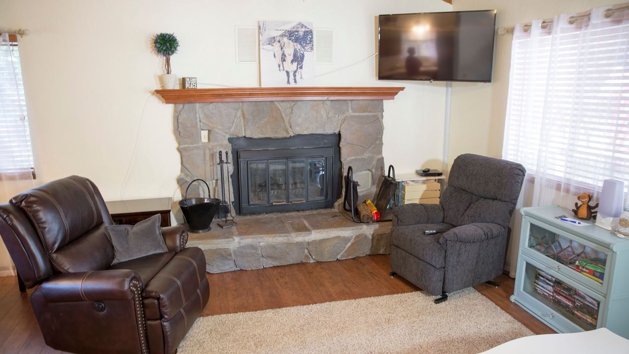 Photo of Bedroom in Groveland