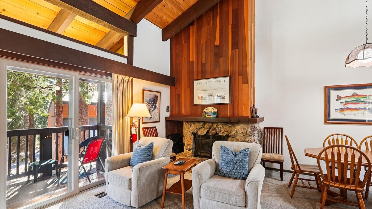 Photo of Livingroom in Dollar Point