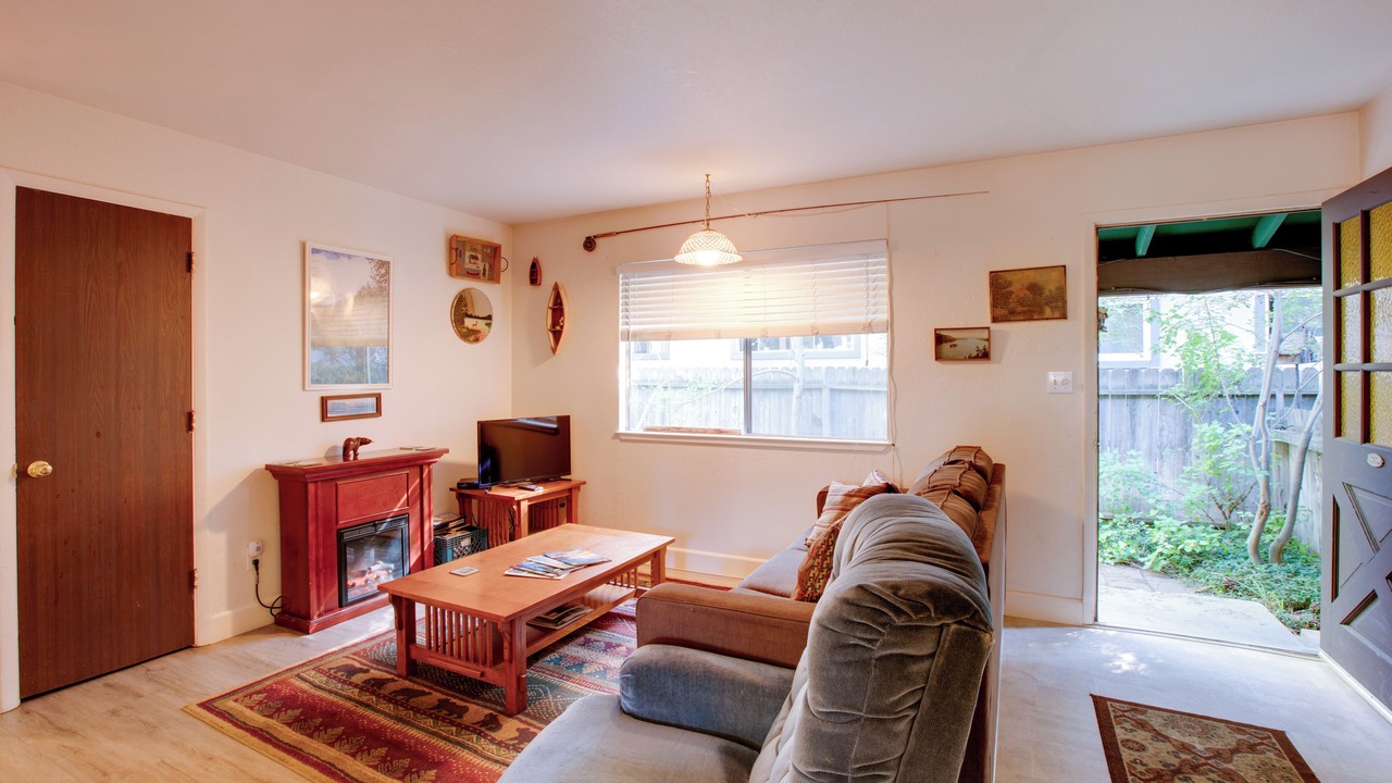 Photo of Livingroom in South Lake Tahoe
