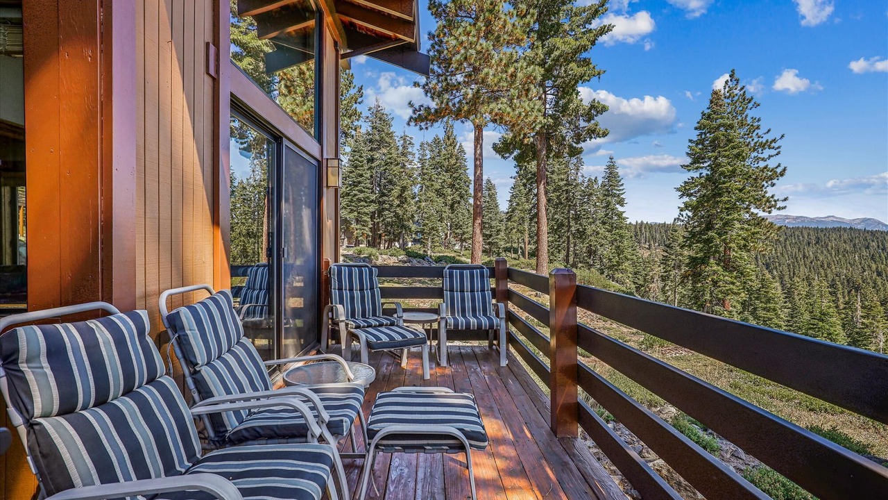 Photo of Patio Balcony in Tahoe City