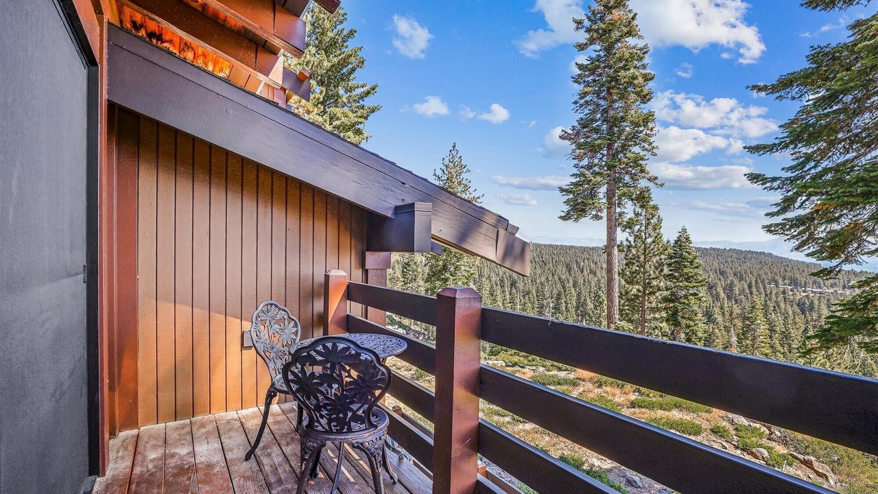 Photo of Patio Balcony in Tahoe City