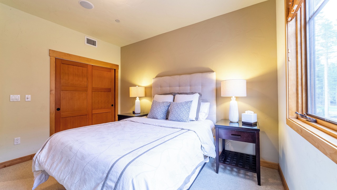 Photo of Bedroom in Woodwinds