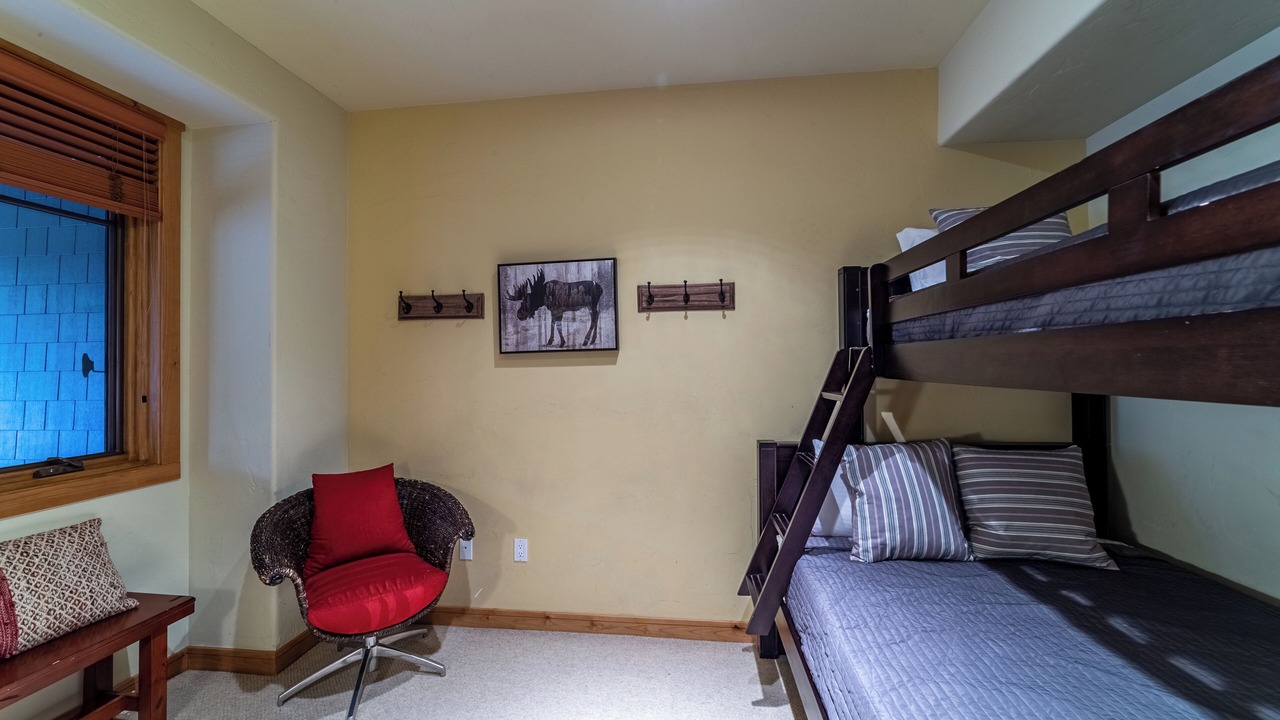 Photo of Bedroom in Woodwinds