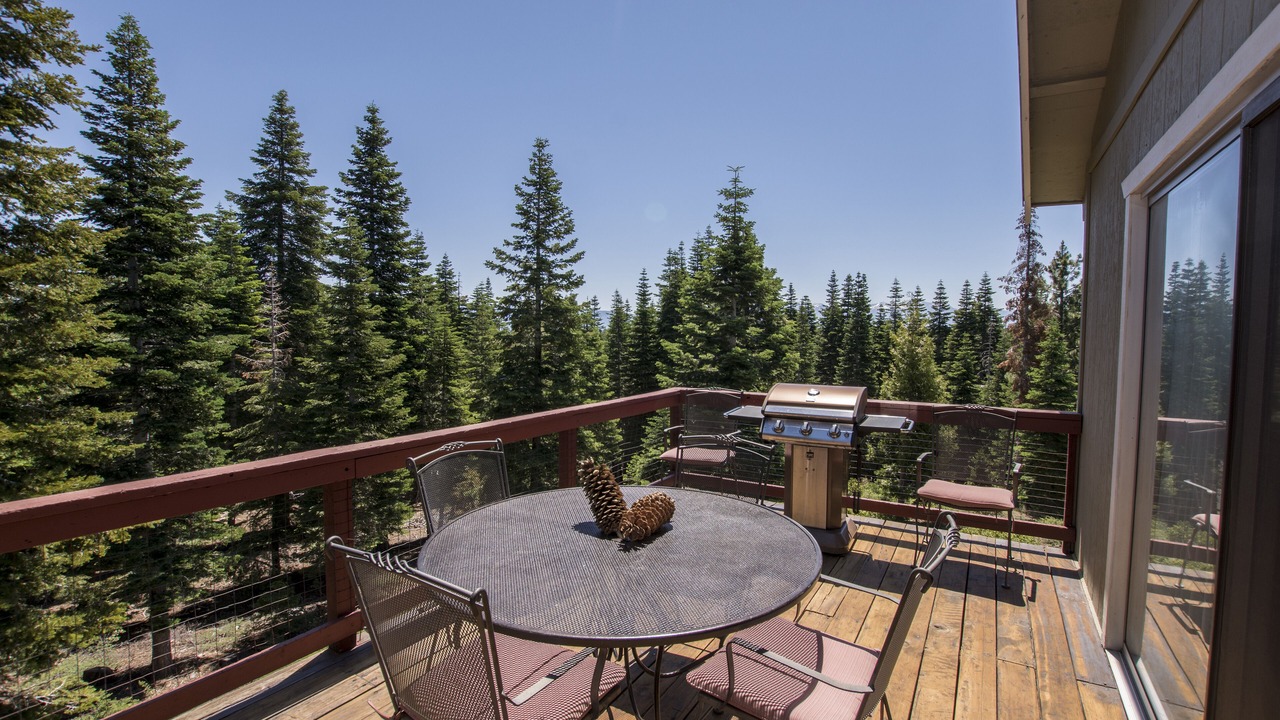 Photo of Outdoor in Tahoma