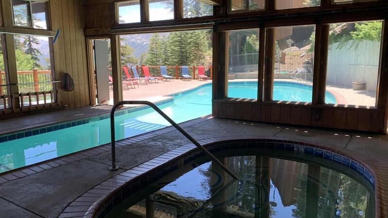 Photo of Outdoor in Mammoth Lakes