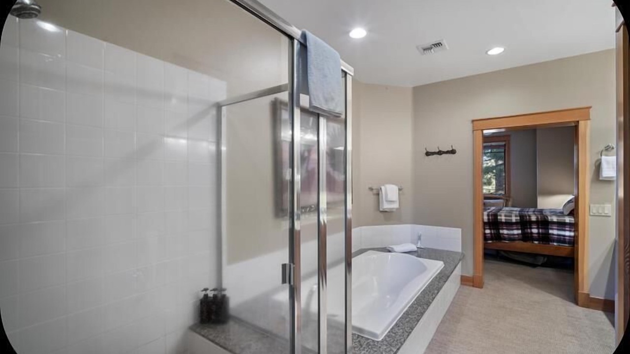 Photo of Bathroom in Mammoth Lakes