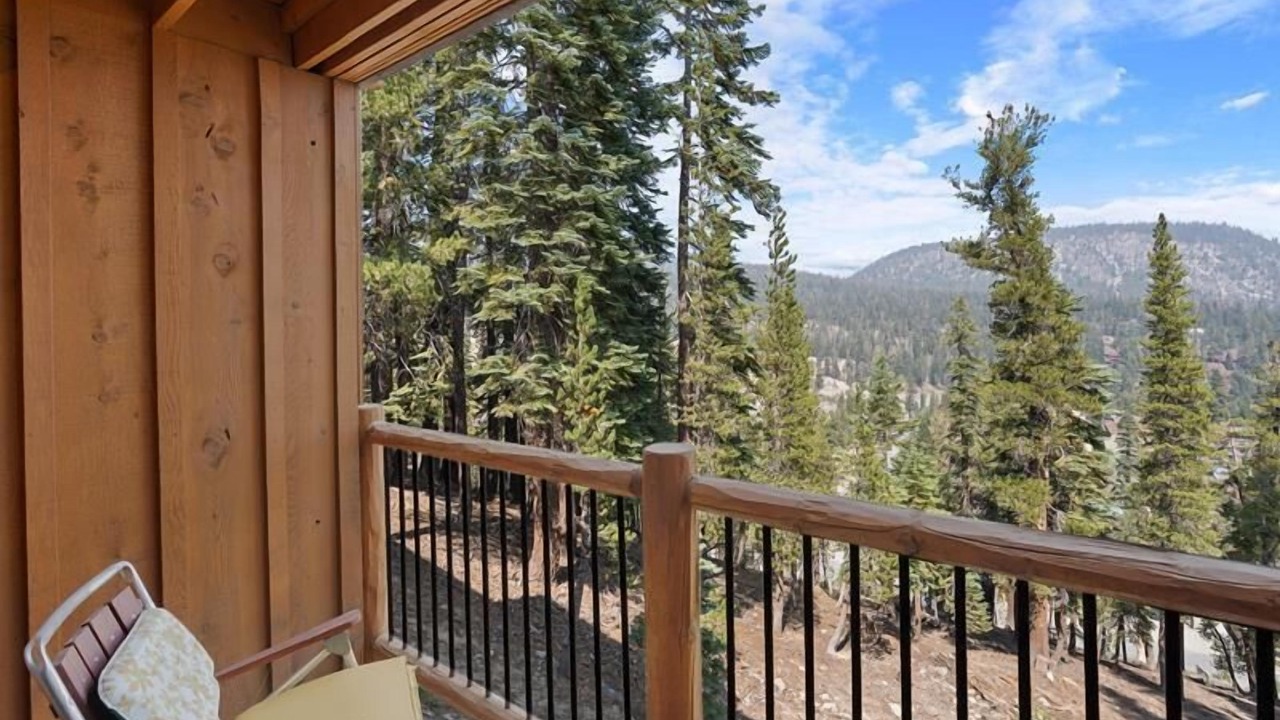 Photo of Others in Mammoth Lakes