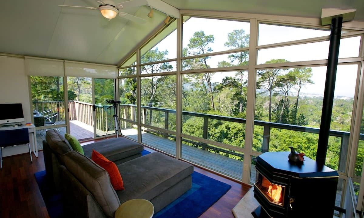 Photo of Livingroom in Monterey