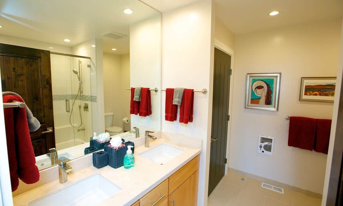 Photo of Bathroom in Monterey