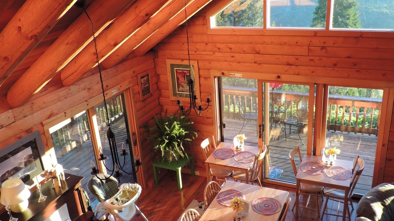 Photo of Bedroom in Groveland