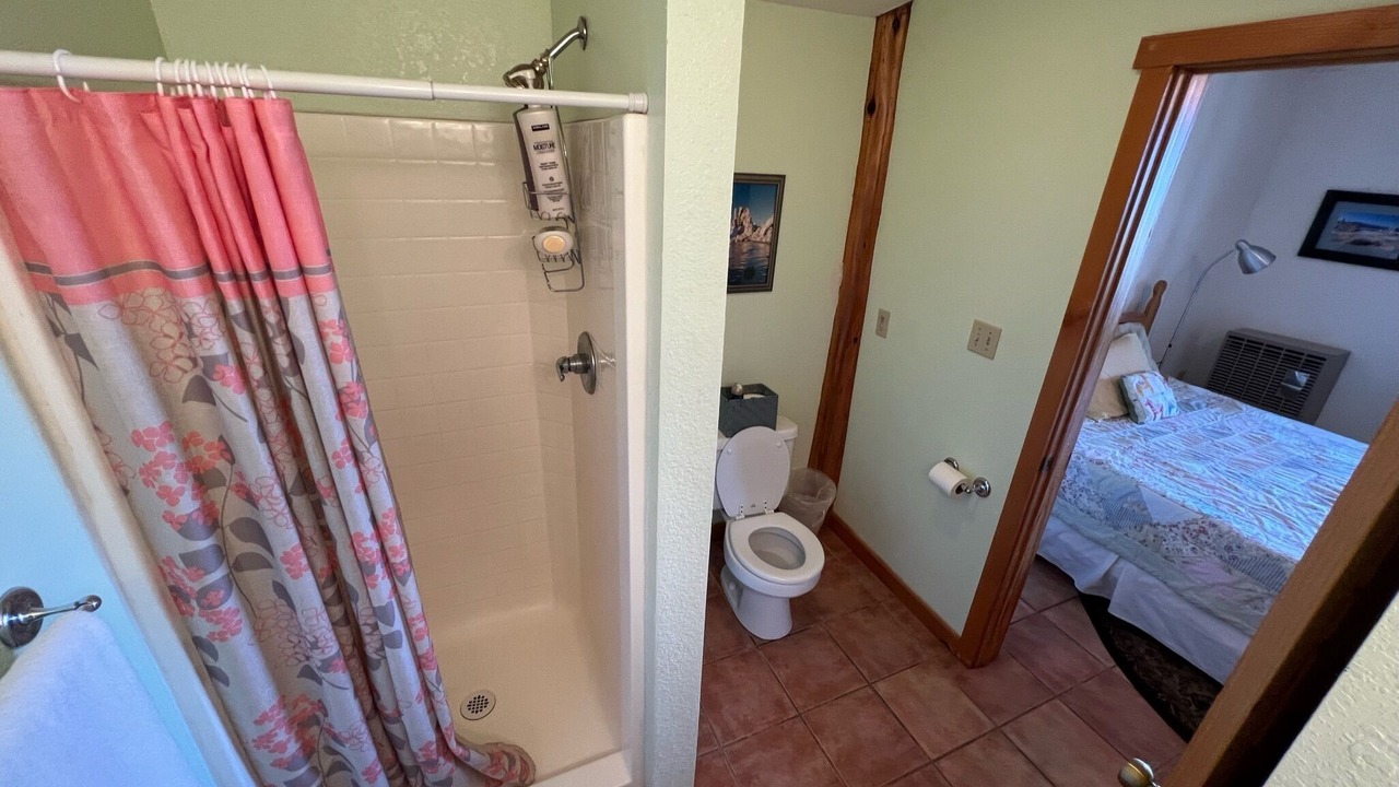 Photo of Bathroom in Groveland