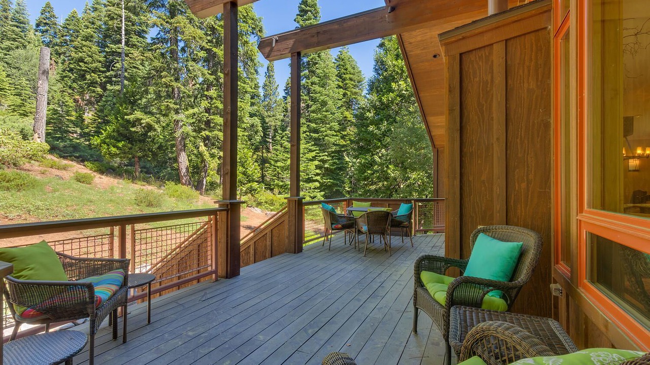 Photo of Patio Balcony in Tahoe City