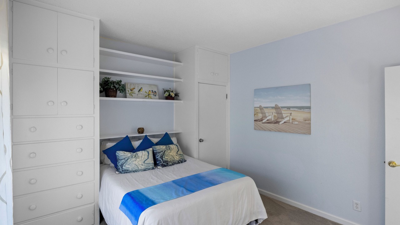 Photo of Bedroom in Pajaro Dunes