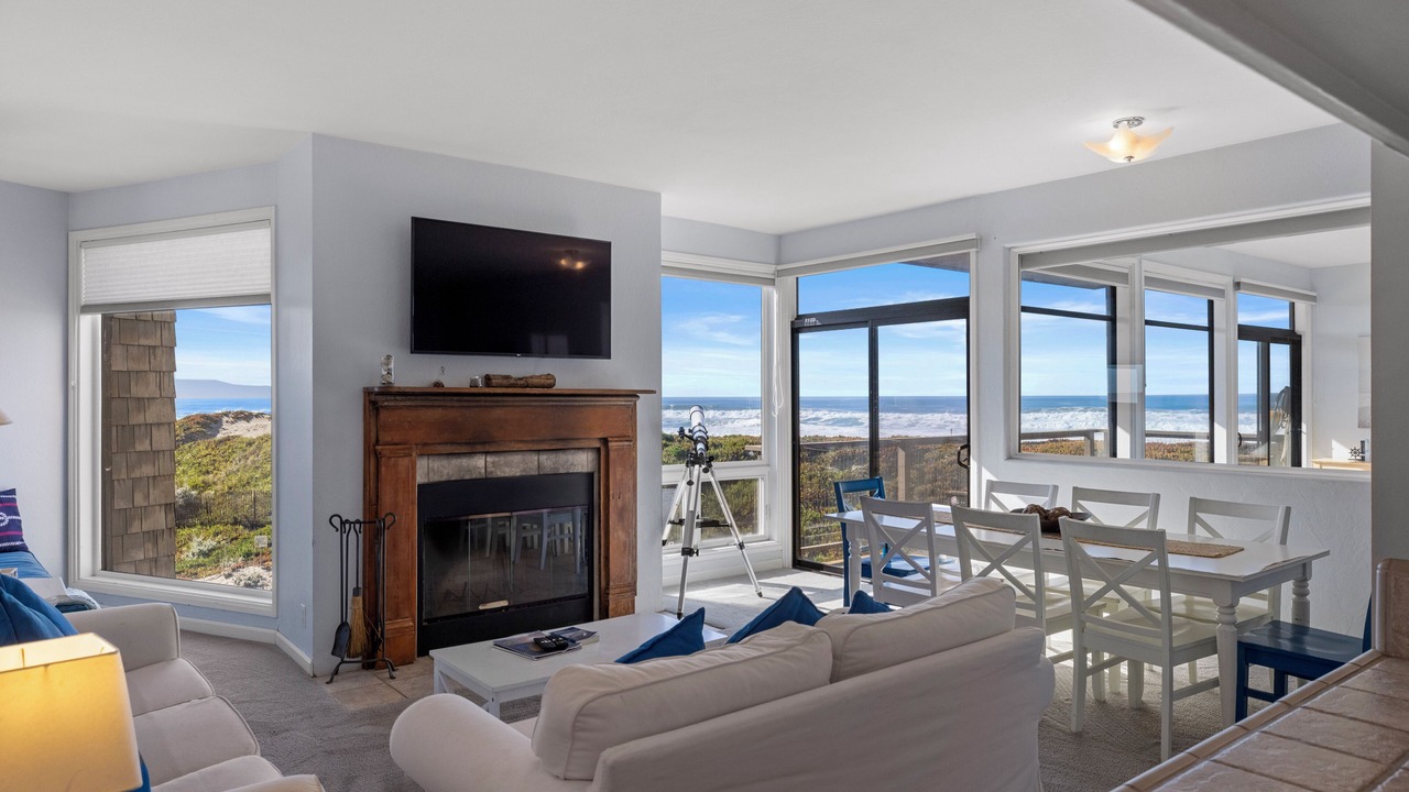 Photo of Livingroom in Pajaro Dunes