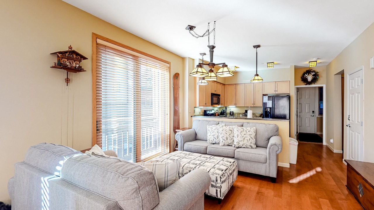 Photo of Livingroom in Mammoth Lakes