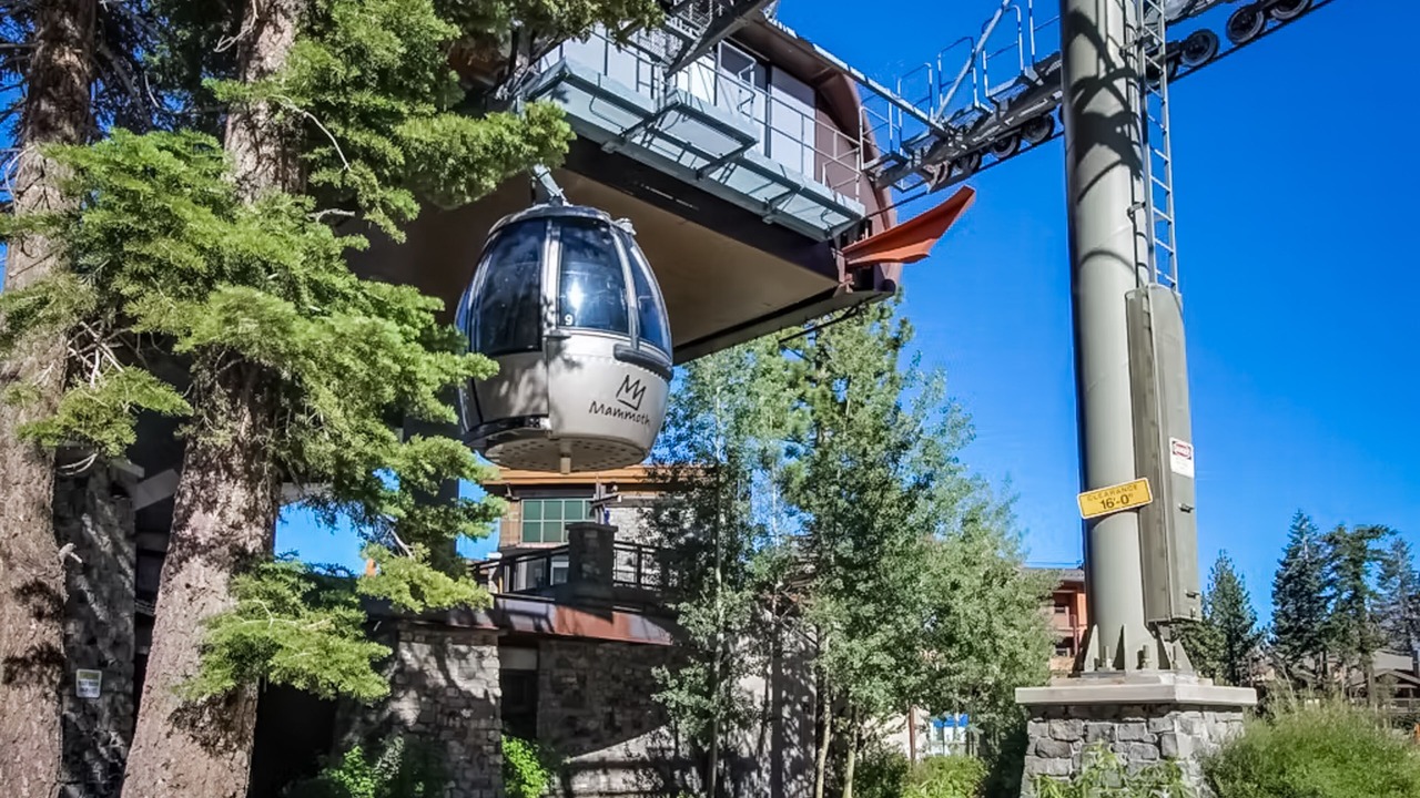 Photo of Outdoor in Mammoth Lakes
