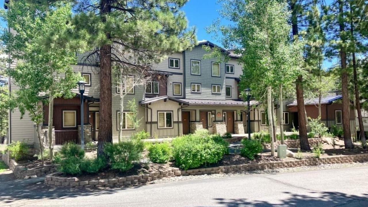 Photo of Outdoor in Mammoth Lakes