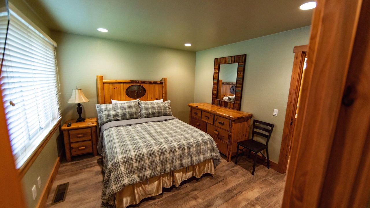 Photo of Bedroom in Mammoth Lakes