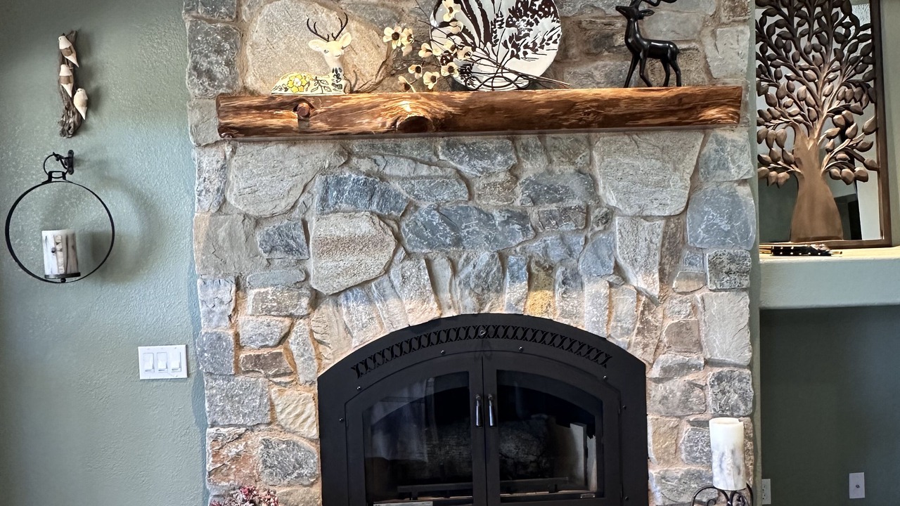 Photo of Livingroom in Coarsegold