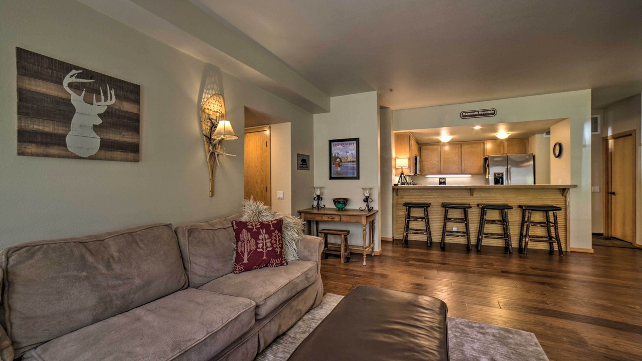 Photo of Livingroom in Mammoth Lakes
