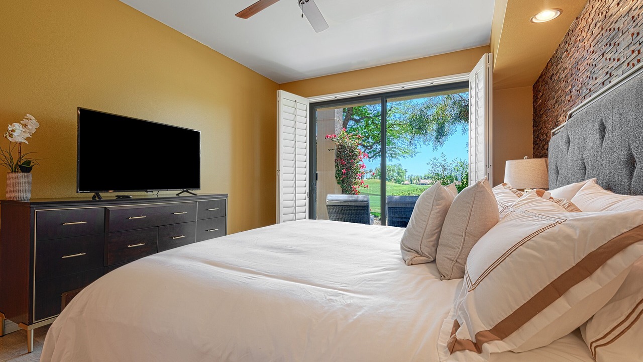 Photo of Bedroom in La Quinta