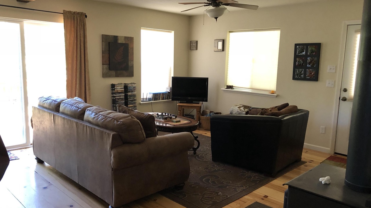 Photo of Bedroom in Mi-Wuk Village