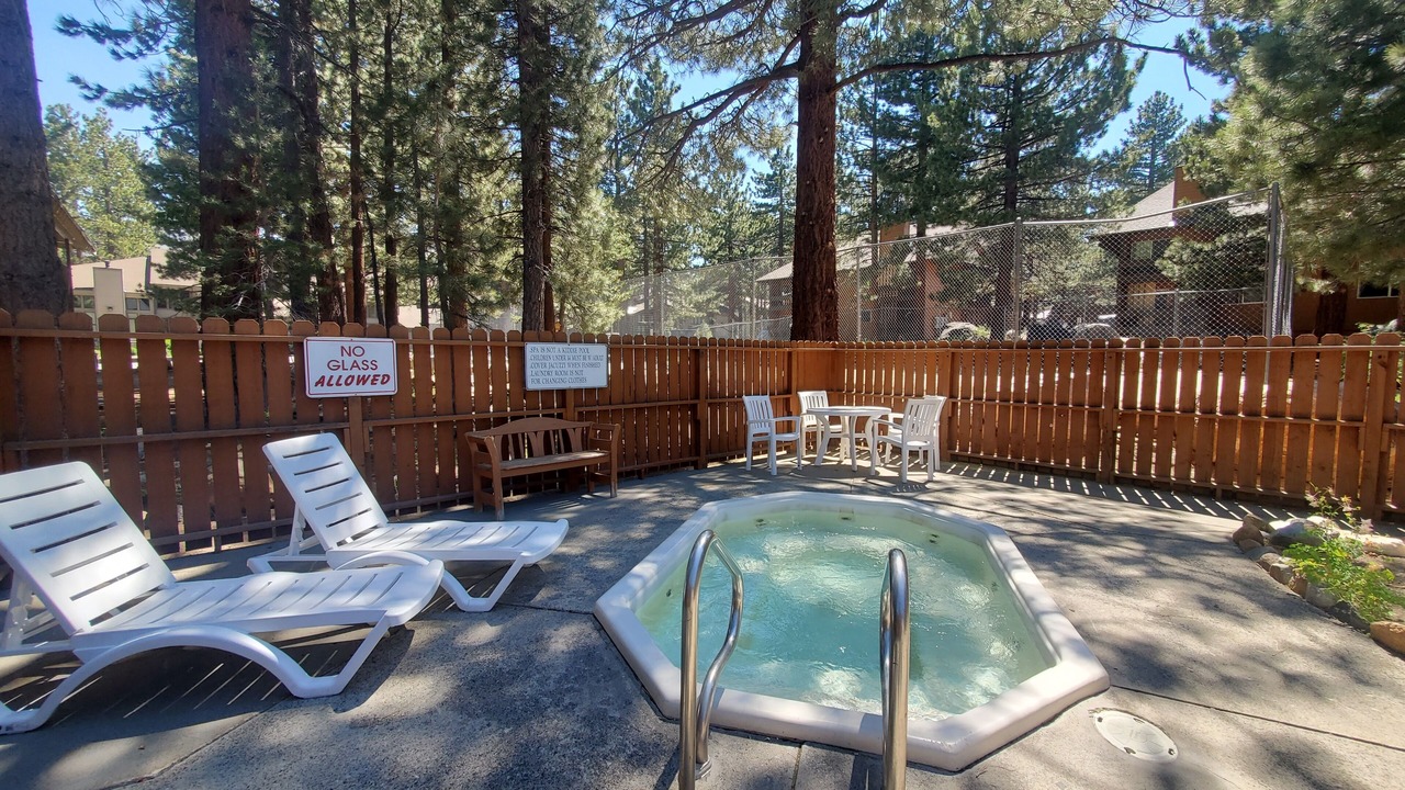 Photo of Outdoor in Mammoth Lakes