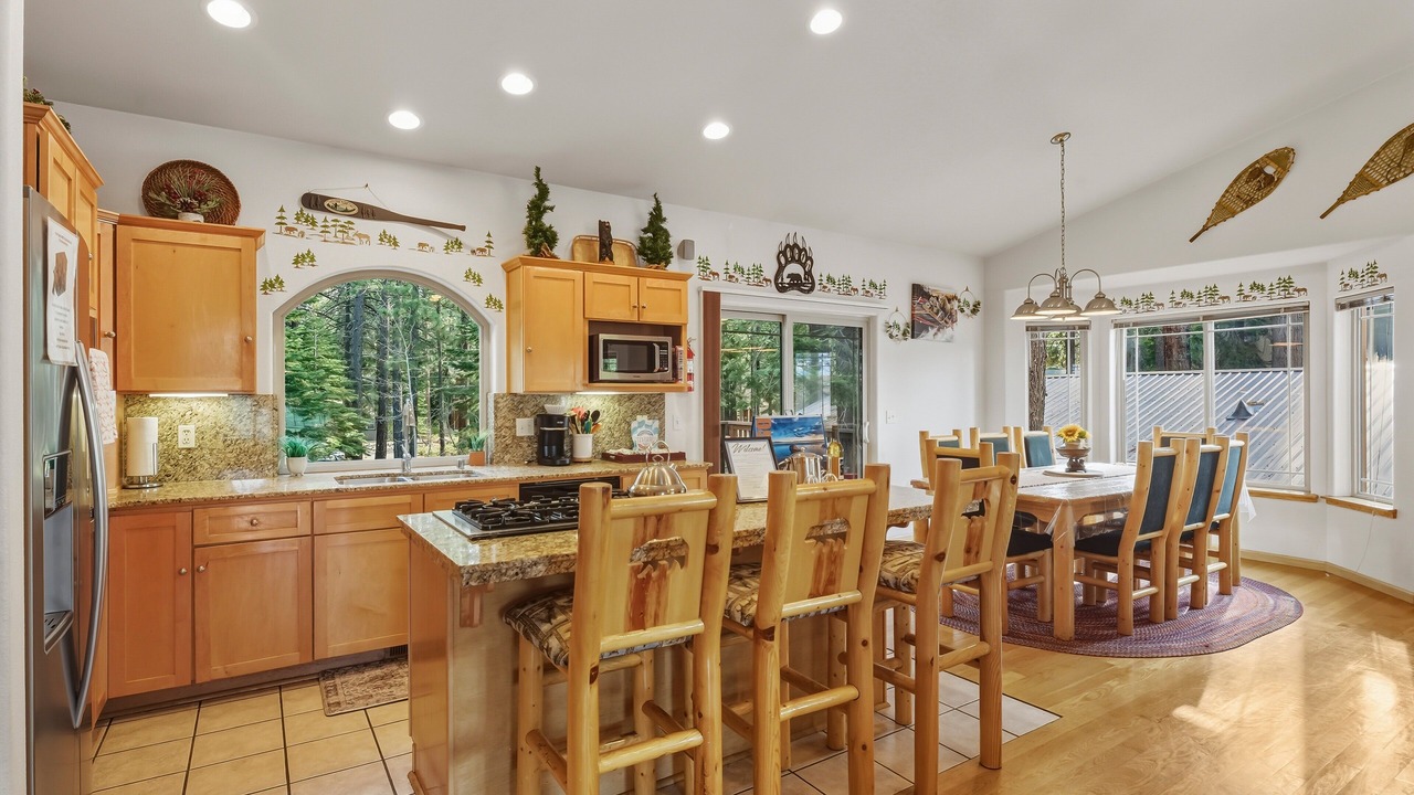 Photo of Kitchen in Pioneer Trail