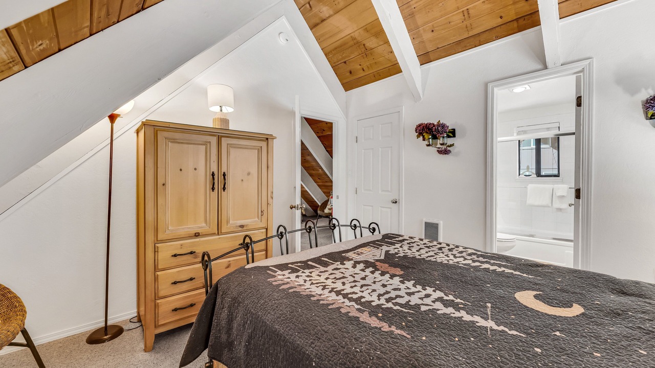 Photo of Bedroom in Incline Village