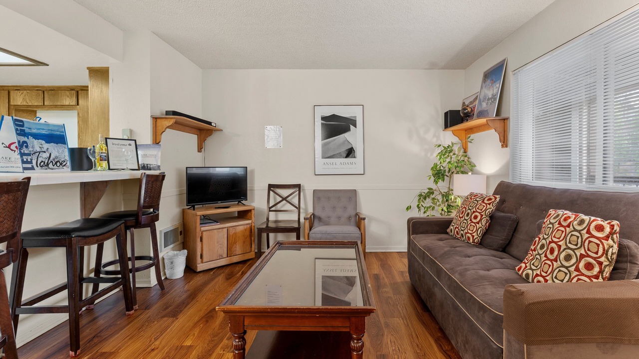 Photo of Livingroom in Tahoe Village