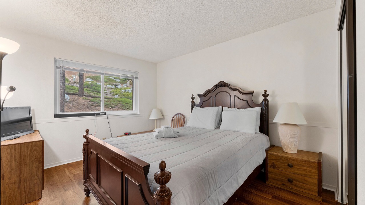 Photo of Bedroom in Tahoe Village